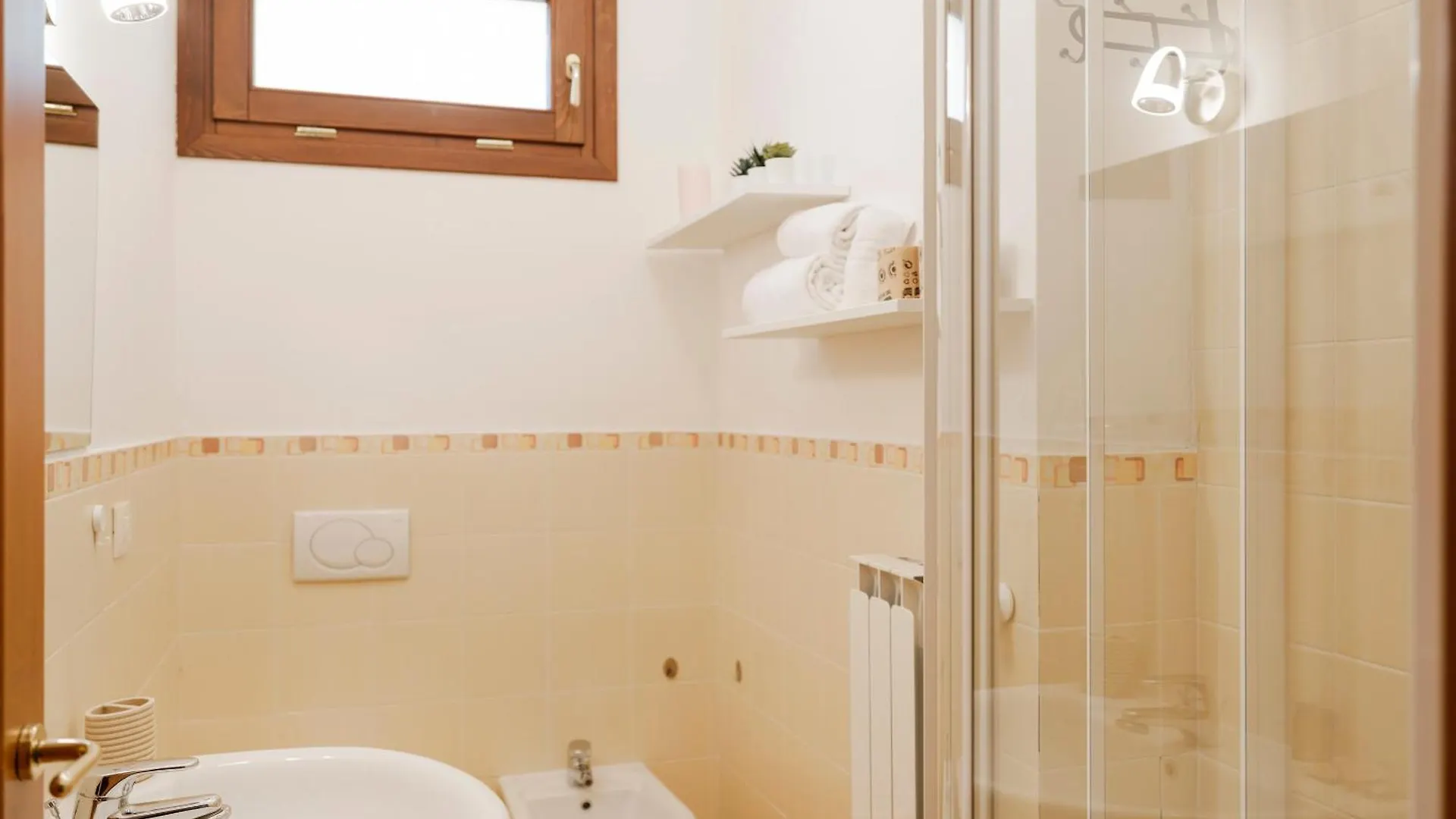 Casa Alessia - Romantic Urban Retreat With Terrace Florence 0*,